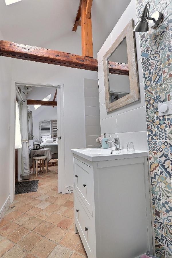 La Parenthese Epicurienne Bed & Breakfast โบเวส์ ภายนอก รูปภาพ