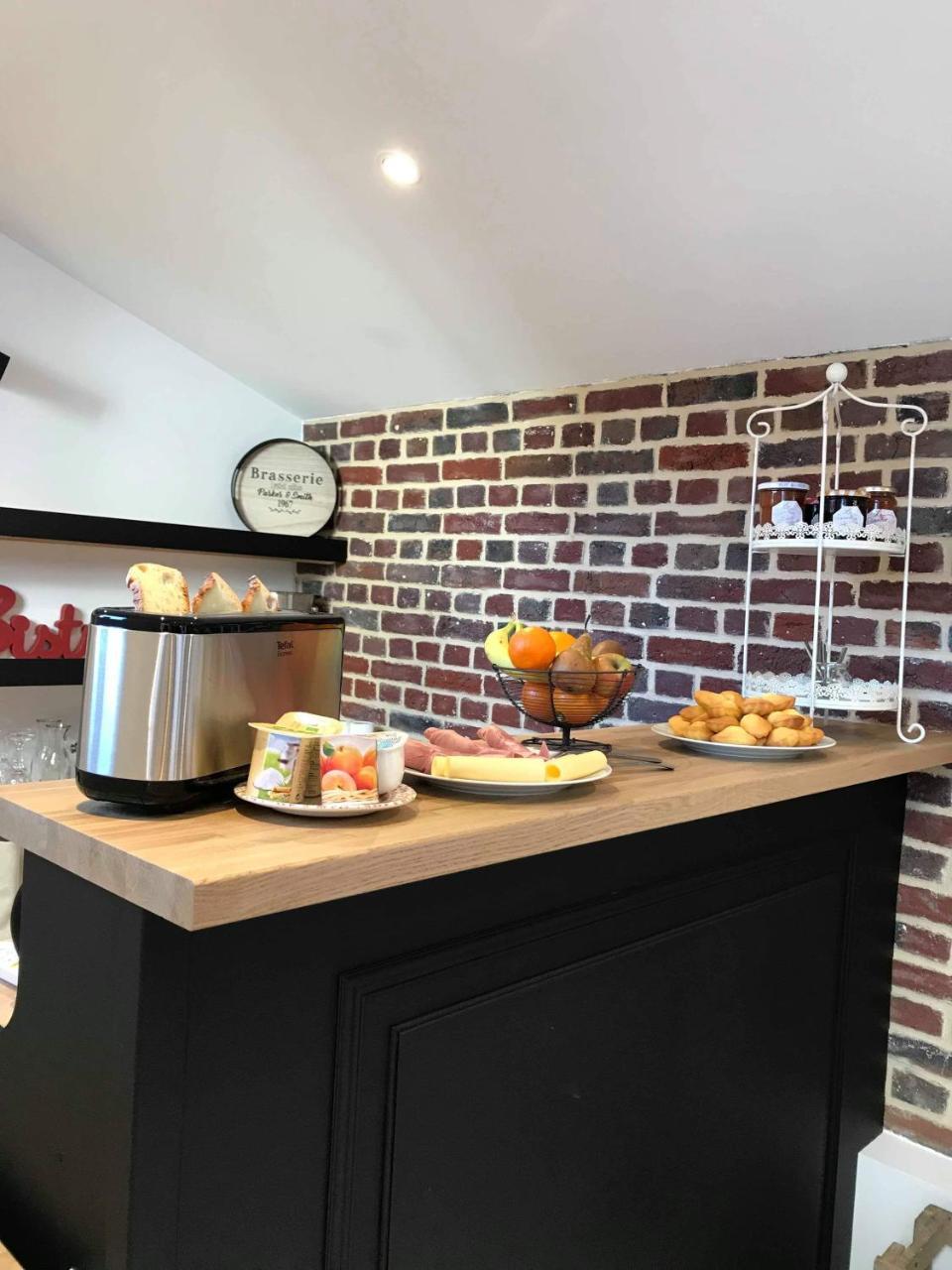 La Parenthese Epicurienne Bed & Breakfast โบเวส์ ภายนอก รูปภาพ