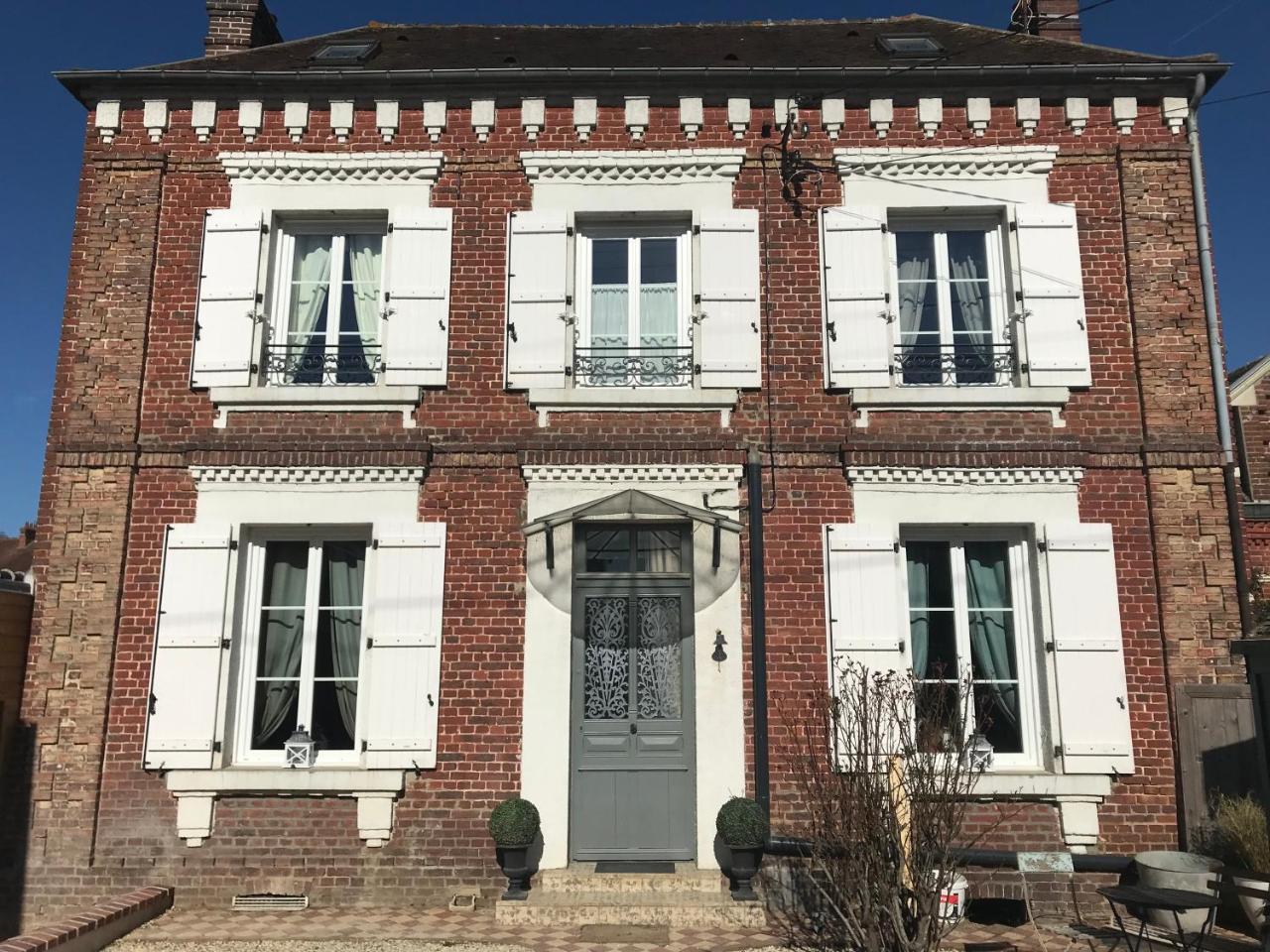 La Parenthese Epicurienne Bed & Breakfast โบเวส์ ภายนอก รูปภาพ